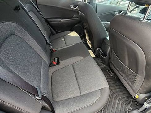 Certified 2023 Hyundai Kona SEL FWD image 6