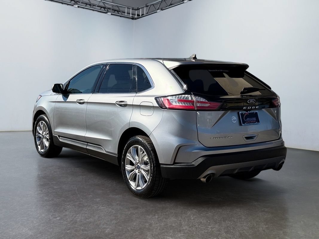 Used 2022 Ford Edge Titanium AWD/4WD image 7