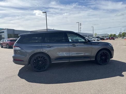 Used 2025 Lincoln Aviator Reserve w/ Equipment Group 201A AWD/4WD image 6