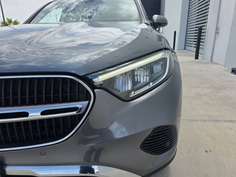 Used 2023 Mercedes-Benz GLC 300 image 9