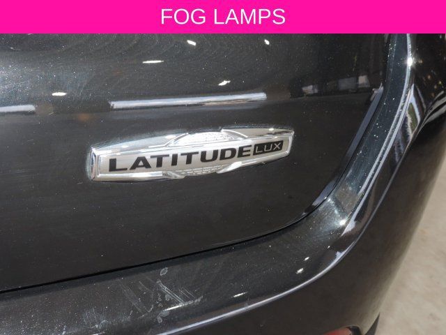 Used 2023 Jeep Compass Latitude AWD/4WD image 19