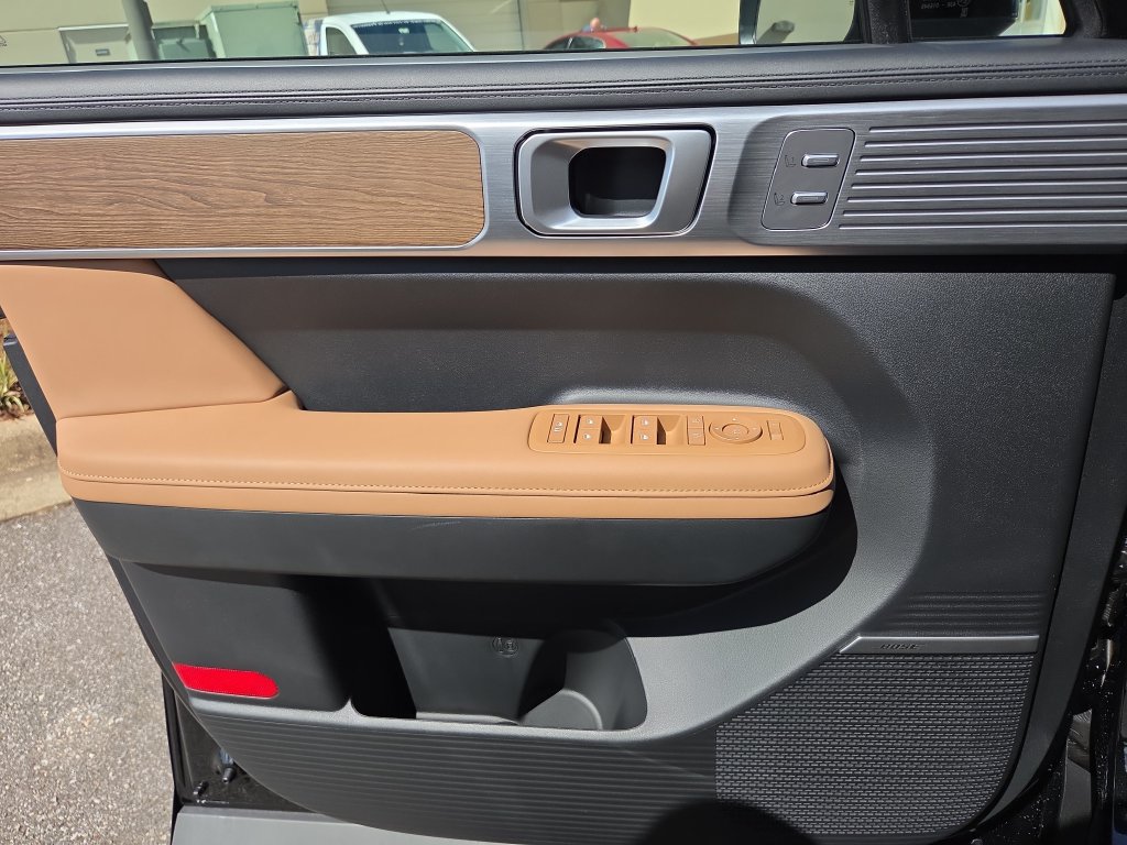 New 2027 Hyundai Santa Fe Limited FWD image 17