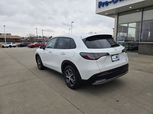 Used 2024 Honda HR-V EX-L image 7