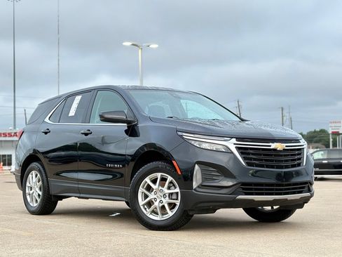 Used 2024 Chevrolet Equinox LT w/ Driver Convenience Package AWD/4WD image 2