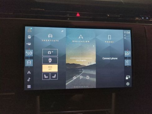 New 2026 Land Rover Range Rover SE AWD/4WD image 19