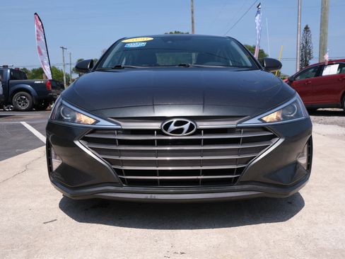 Used 2020 Hyundai Elantra SEL w/ Cargo Package (C1) FWD image 2