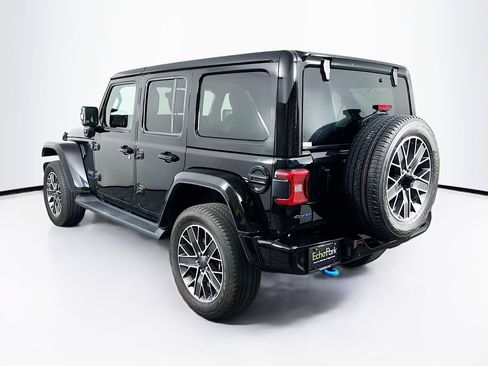 Used 2023 Jeep Wrangler Unlimited Sahara image 5