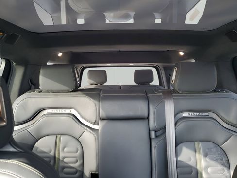 Used 2023 Rivian R1S Adventure image 40