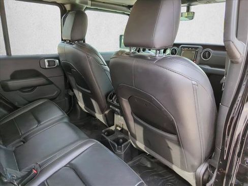 Used 2021 Jeep Gladiator Overland w/ Popular Equipment Package AWD/4WD image 21
