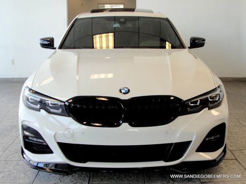 Used 2022 BMW 330i Sedan w/ M Sport Package RWD image 20