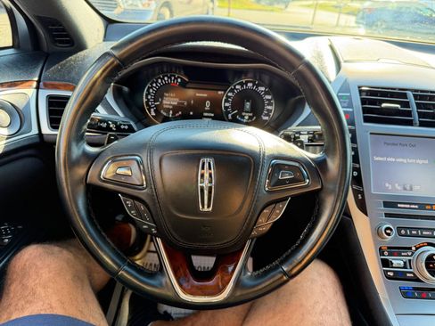 Used 2020 Lincoln MKZ Reserve w/ Monochromatic Package AWD/4WD image 72