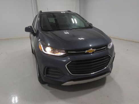 Used 2022 Chevrolet Trax LT w/ Driver Confidence Package AWD/4WD image 14