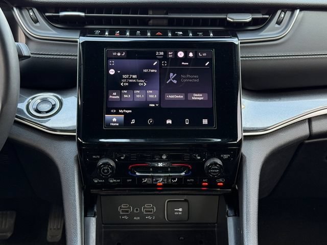 Used 2023 Jeep Grand Cherokee L Laredo AWD/4WD image 22