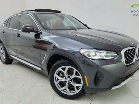 Used 2025 BMW X4 xDrive30i AWD/4WD image 1