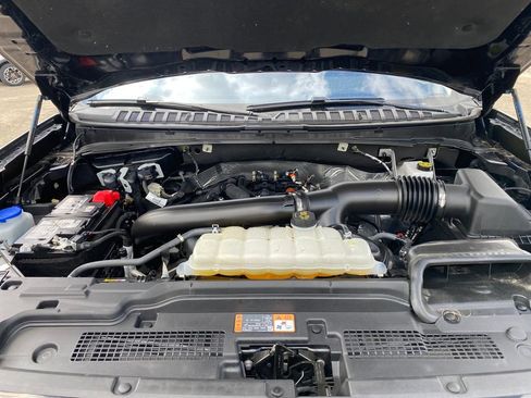 Used 2025 Ford Expedition Platinum AWD/4WD image 31