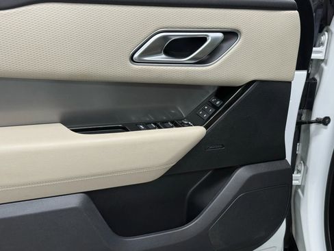 Used 2020 Land Rover Range Rover Velar S image 20