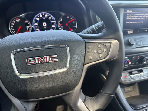 Used 2023 GMC Acadia AT4 w/ Technology Package AWD/4WD image 20