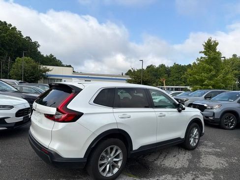 Used 2024 Honda CR-V EX-L image 9