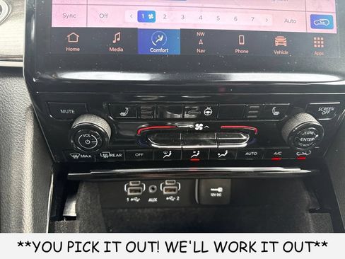 Used 2021 Jeep Grand Cherokee L Limited AWD/4WD image 13