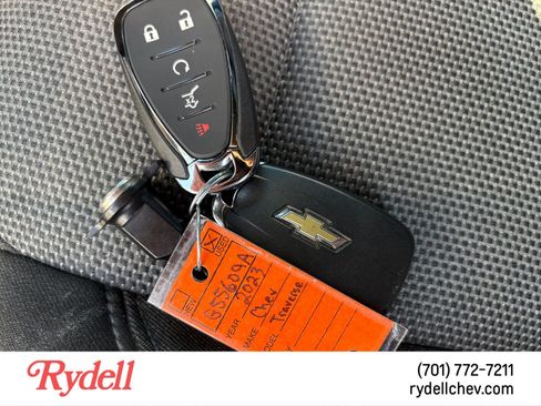 Used 2023 Chevrolet Traverse LT w/ Midnight/Sport Edition AWD/4WD image 6