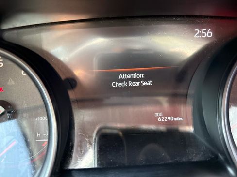 Used 2022 Toyota Camry XSE FWD image 19