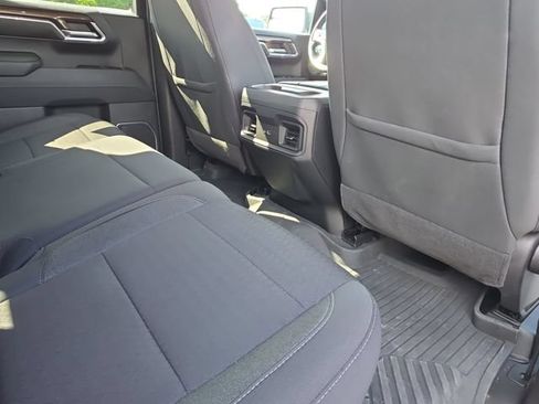 Used 2023 Chevrolet Silverado 1500 LT AWD/4WD image 12