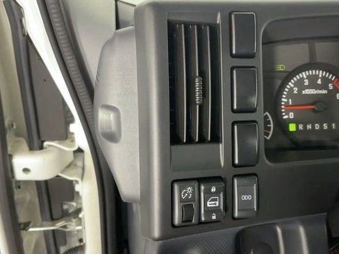 New 2025 Chevrolet Low Cab Forward image 26