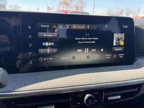 Used 2025 Nissan Kicks SV image 26