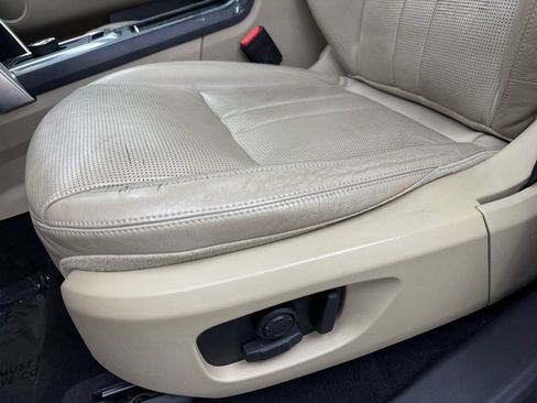 Used 2019 Land Rover Discovery Sport AWD/4WD image 35