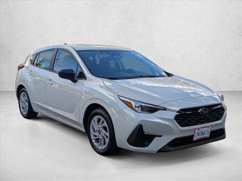 Certified 2025 Subaru Impreza 2.0i image 3