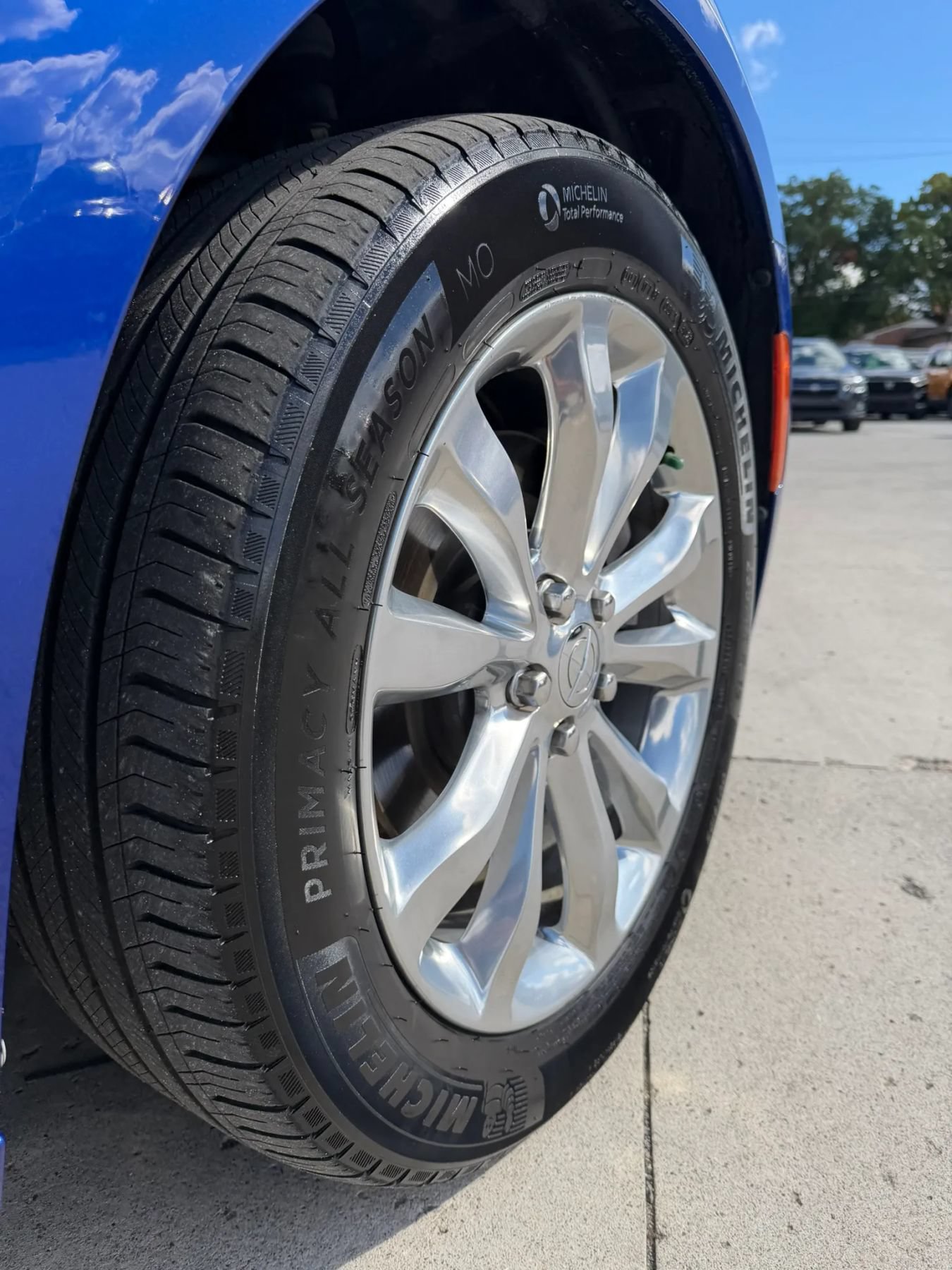 Used 2019 Chrysler 300 Limited w/ Safetytec Plus Group AWD/4WD image 9