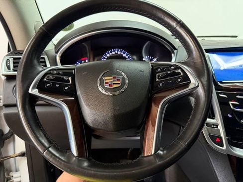 Used 2016 Cadillac SRX Luxury FWD image 17