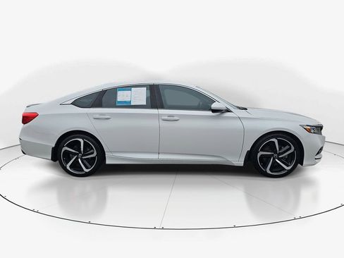 Used 2019 Honda Accord Sport image 5