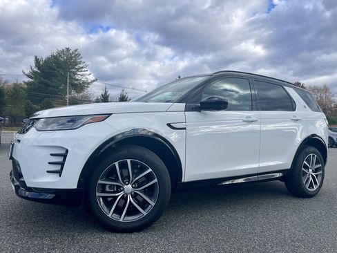 Certified 2024 Land Rover Discovery Sport Dynamic SE image 35