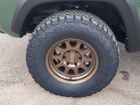 Used 2021 Toyota Tacoma TRD Off-Road w/ Technology Package image 10