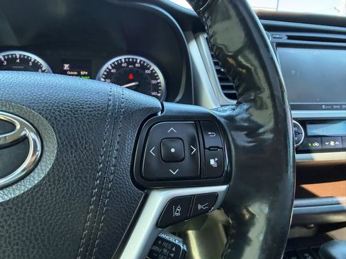 Used 2019 Toyota Highlander Limited Platinum image 27
