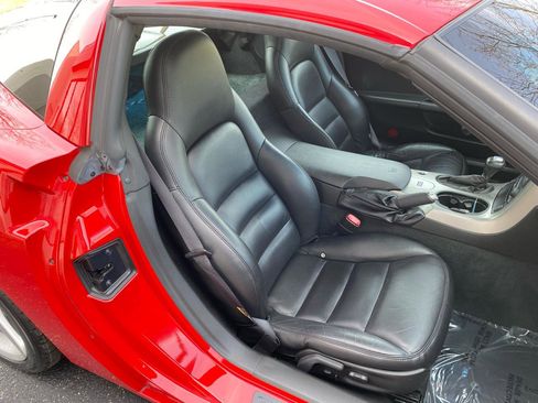 Used 2005 Chevrolet Corvette Coupe w/ Preferred Equipment Group image 16