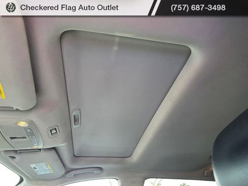 Used 2017 Nissan Pathfinder SL w/ SL Premium Package image 9