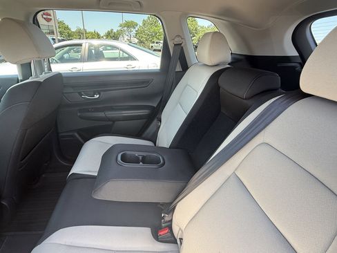 Used 2025 Honda CR-V EX image 17
