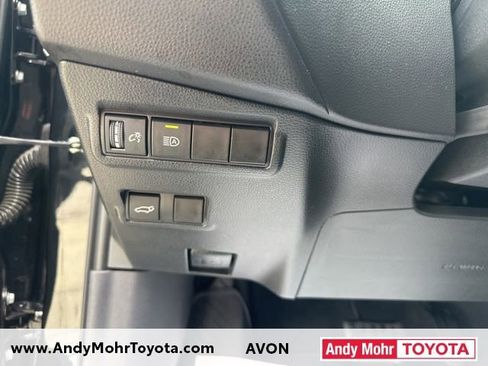 Used 2023 Toyota Corolla Cross XLE w/ Convenience Package image 13