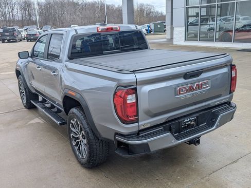 Used 2023 GMC Canyon Denali image 8