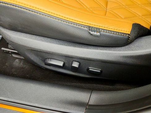 Used 2021 Nissan Sentra SR w/ SR Premium Package FWD image 11