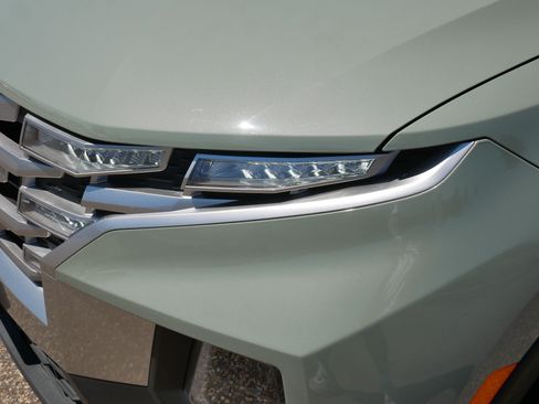 Used 2022 Hyundai Santa Cruz SEL Premium AWD/4WD image 16