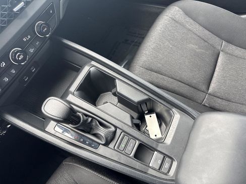 Used 2023 Honda Accord EX image 38