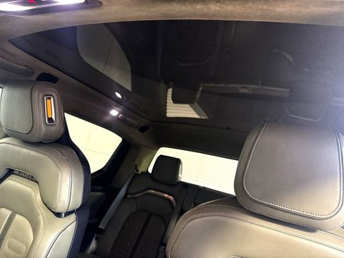 Used 2022 Rivian R1T Adventure AWD/4WD image 24