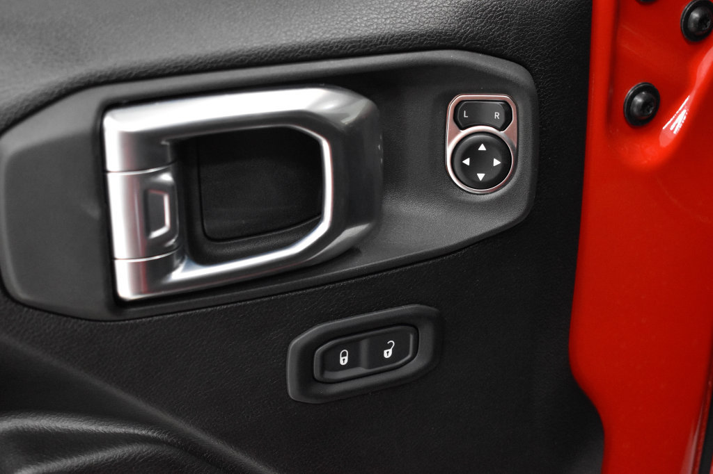 Used 2024 Jeep Wrangler Sport AWD/4WD image 17