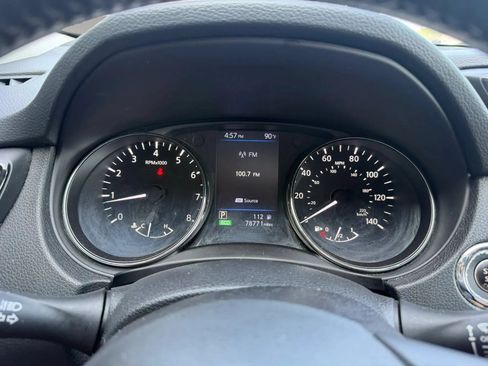 Used 2018 Nissan Rogue SV AWD/4WD image 13