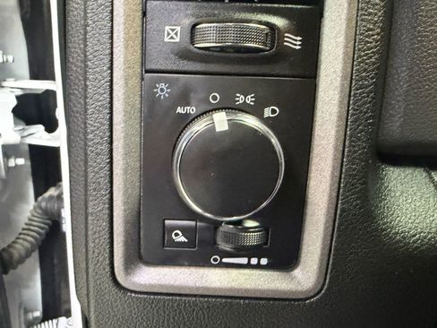 Used 2018 RAM 1500 Tradesman w/ Popular Equipment Group AWD/4WD image 47