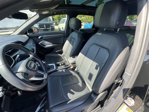 Used 2021 Audi Q3 2.0T Premium Plus w/ Premium Plus Package image 19