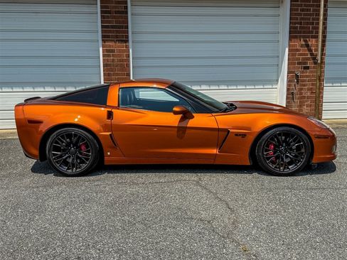 Used 2007 Chevrolet Corvette Z06 w/ Preferred Equipment Group RWD image 32